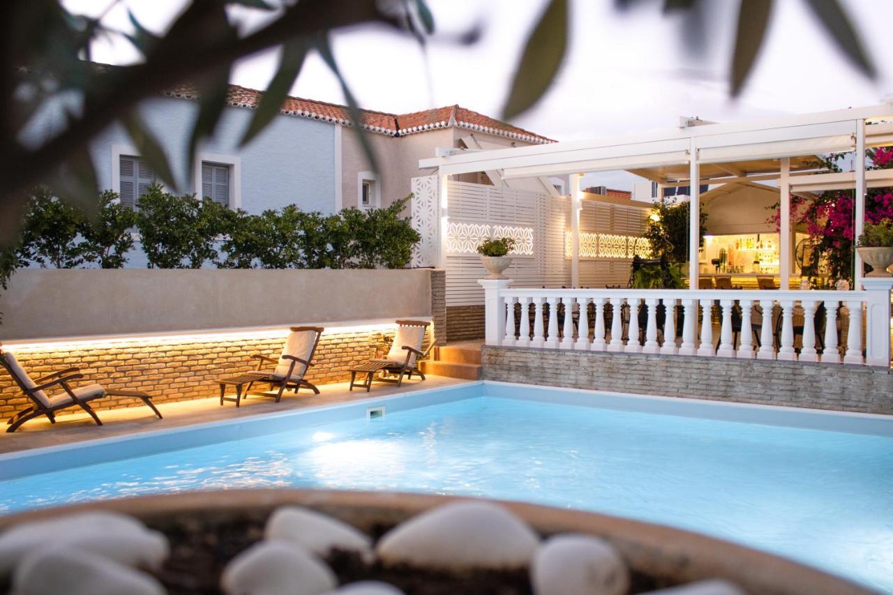 ספצס Armata Boutique Hotel מראה חיצוני תמונה